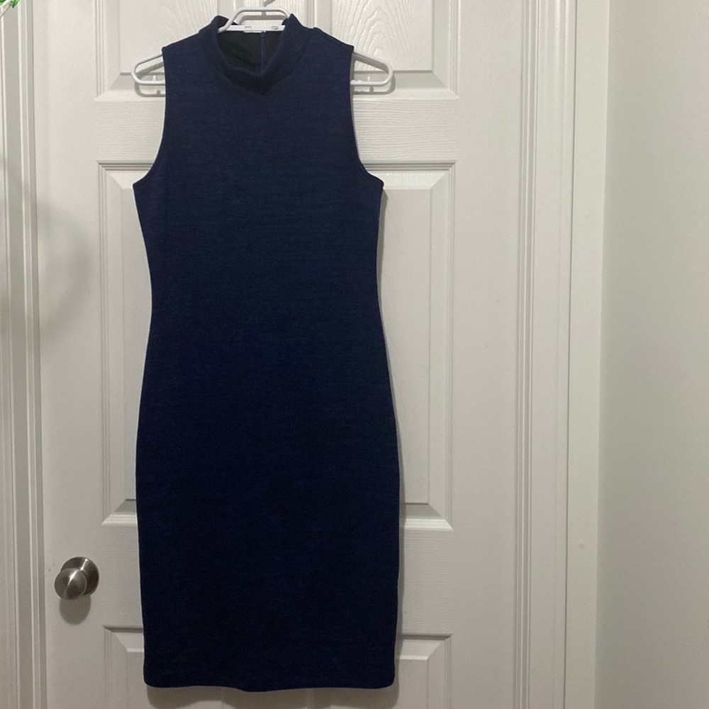 BNWT Le Chateau XL Midi Navy/Marin Dress. Zip closure at the back